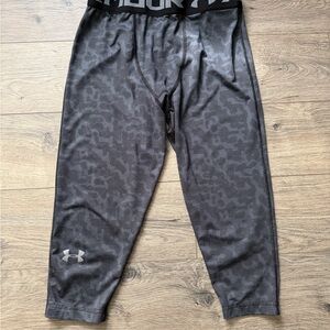 Under Armour Black Patterned 3/4 Length Leggings